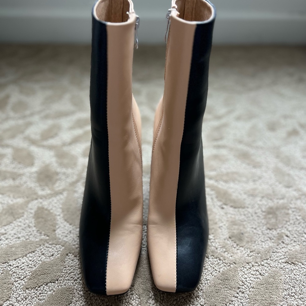 Split two toned ankle boots